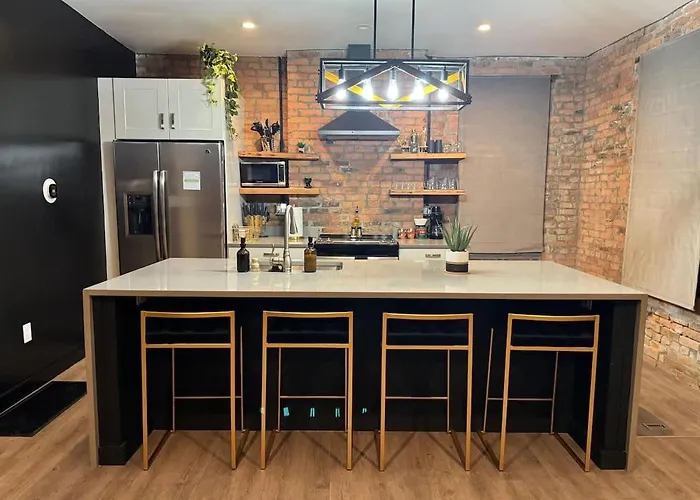 Jungle Jive By Jungle House Walk To High Street Downtown & Short North 5 800 Reviews Free Parking Near Convention Center Nationwide Arena & Ohio State Сasa de vacaciones