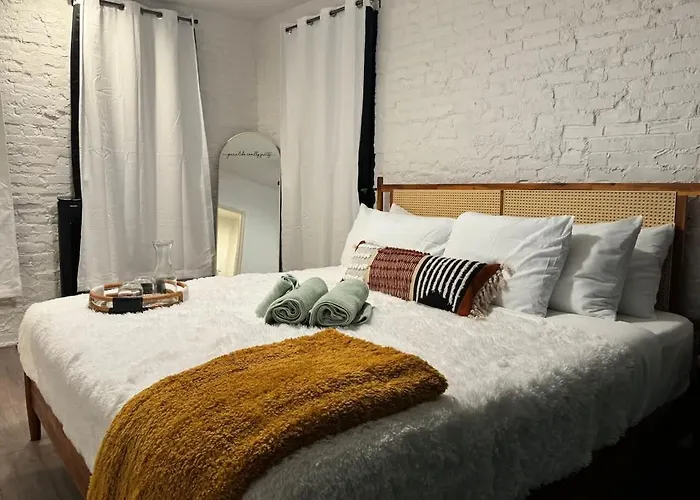 Сasa de vacaciones Jungle Jive By Jungle House Walk To High Street Downtown & Short North 5 800 Reviews Free Parking Near Convention Center Nationwide Arena & Ohio State *